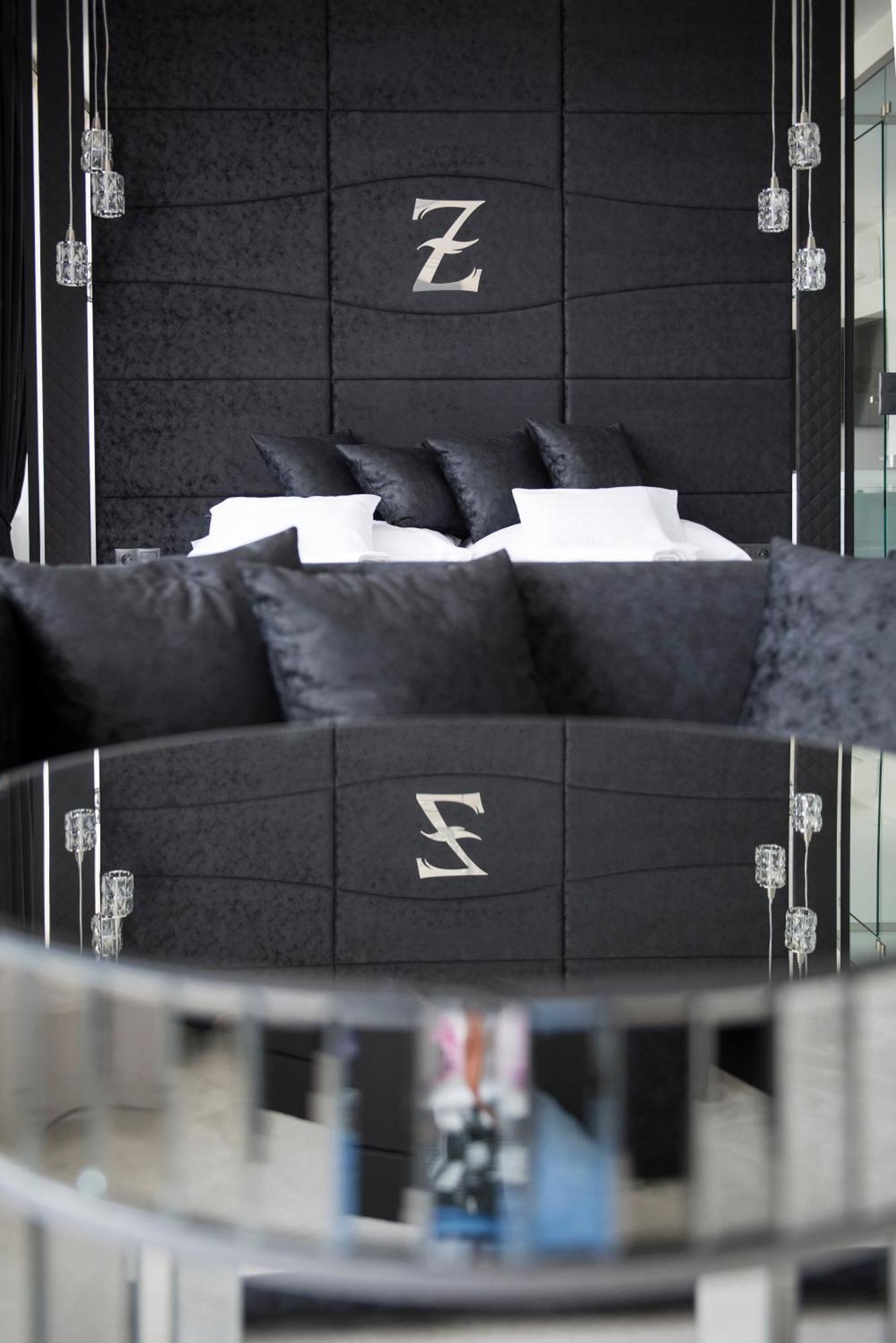 Z Rooms Boutique Zalaegerszeg Ngoại thất bức ảnh