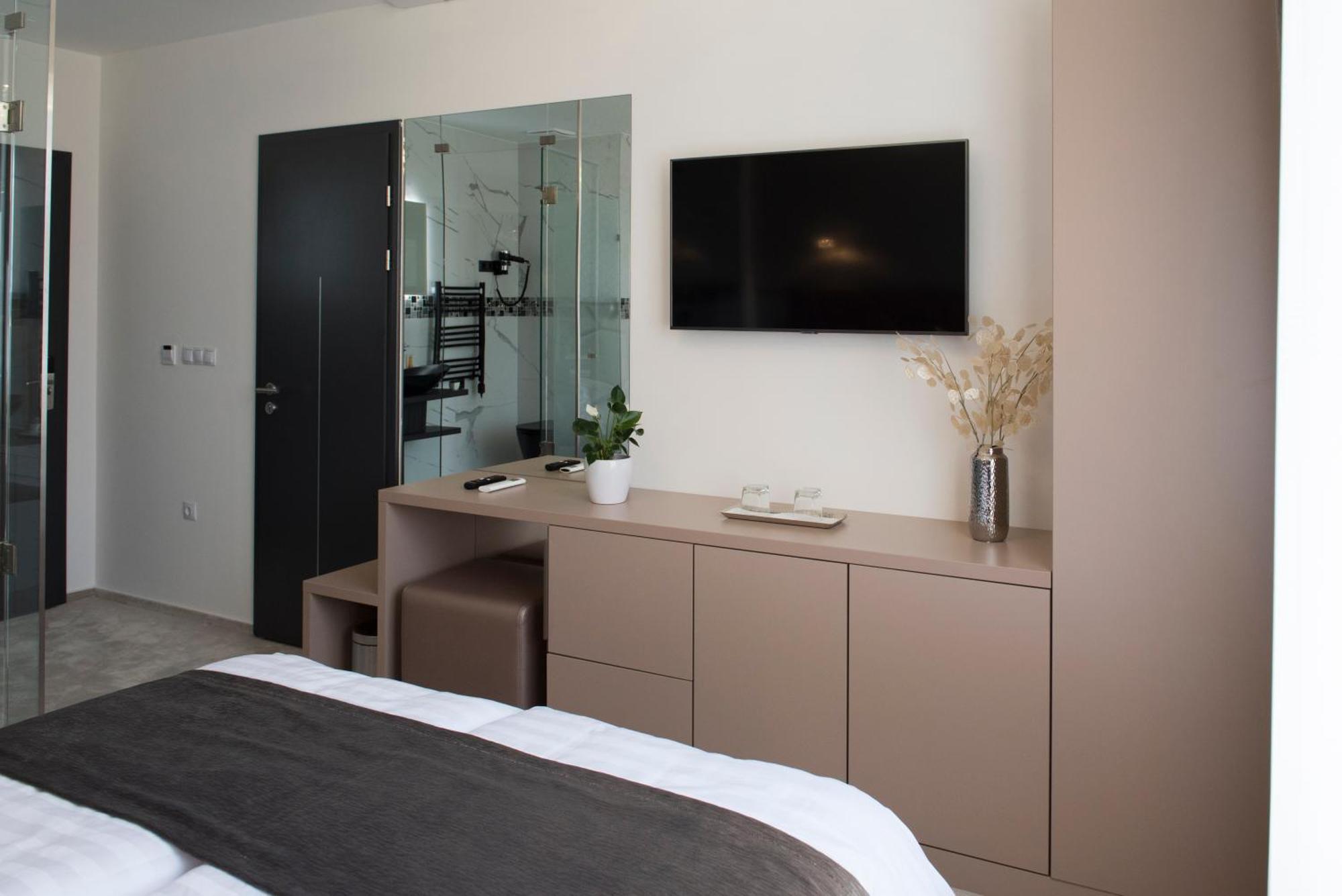 Z Rooms Boutique Zalaegerszeg Ngoại thất bức ảnh